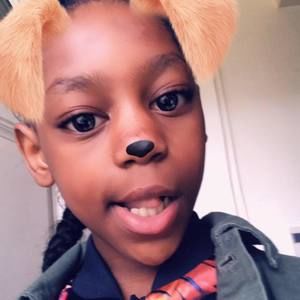 Meet your Posher, Issa